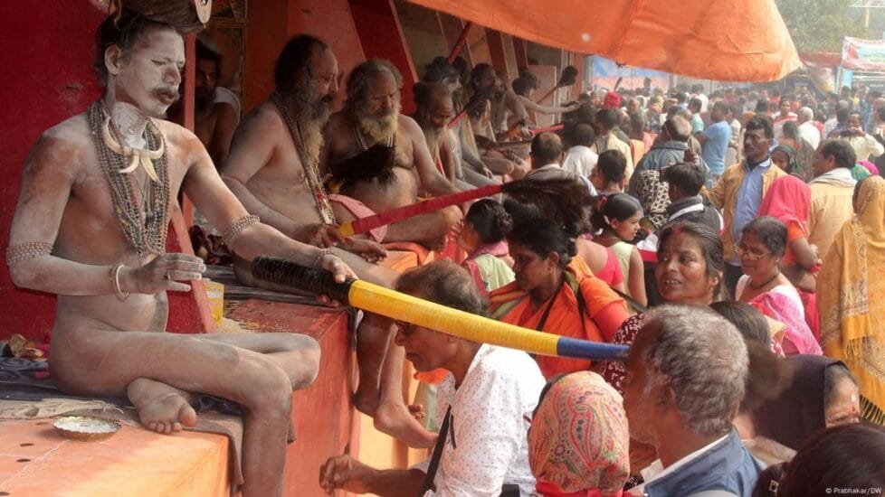 gangasagar भारत भर से यहां पहुंचते हैं लोग, खासकर मकर संक्रांति के दिन होता है भारी जमावड़ा गंगासागर