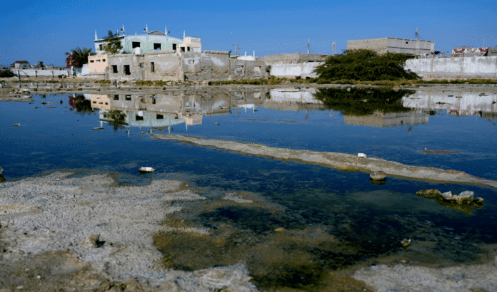 ग्वादर में समुद्र बन गया शहर के लिए एक सजा