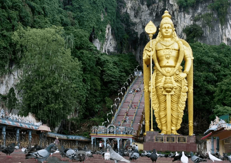 मलेशिया में प्रधानमंत्री इब्राहिम ने मुसलमानों के लिए विवादित प्रस्ताव को वापस लिया