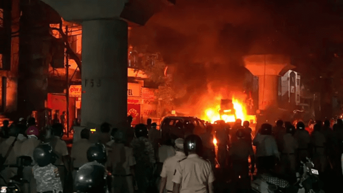 नागपुर में क्यों हुई आगजनी और पत्थरबाजी, पुलिस ने क्या बताया?